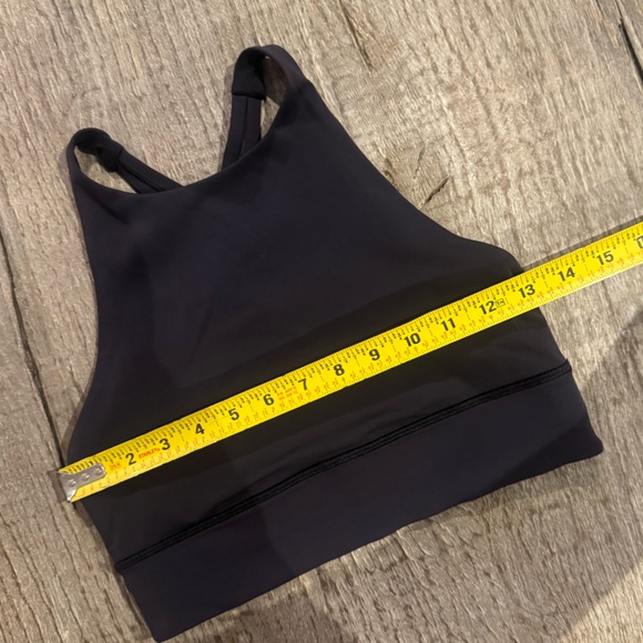 Lululemon High Neck Energy Bra. - Picture 5 of 6